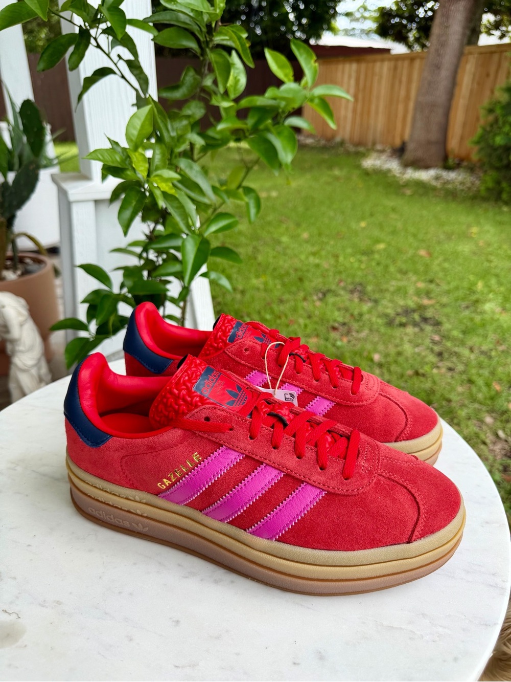Adidas 🩷❤️Gazelle ❤️🩷Brand New - Red & Pink Suede Sneakers